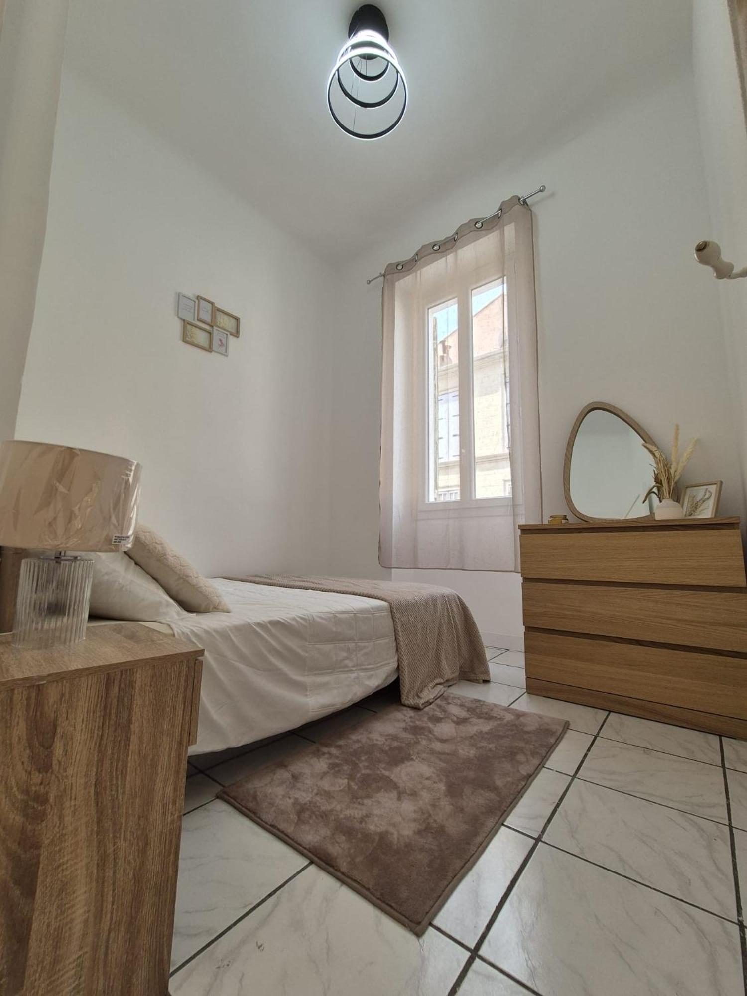 Cosy T-3 Proche Velodrome,plages Idealement Situe * Marseille